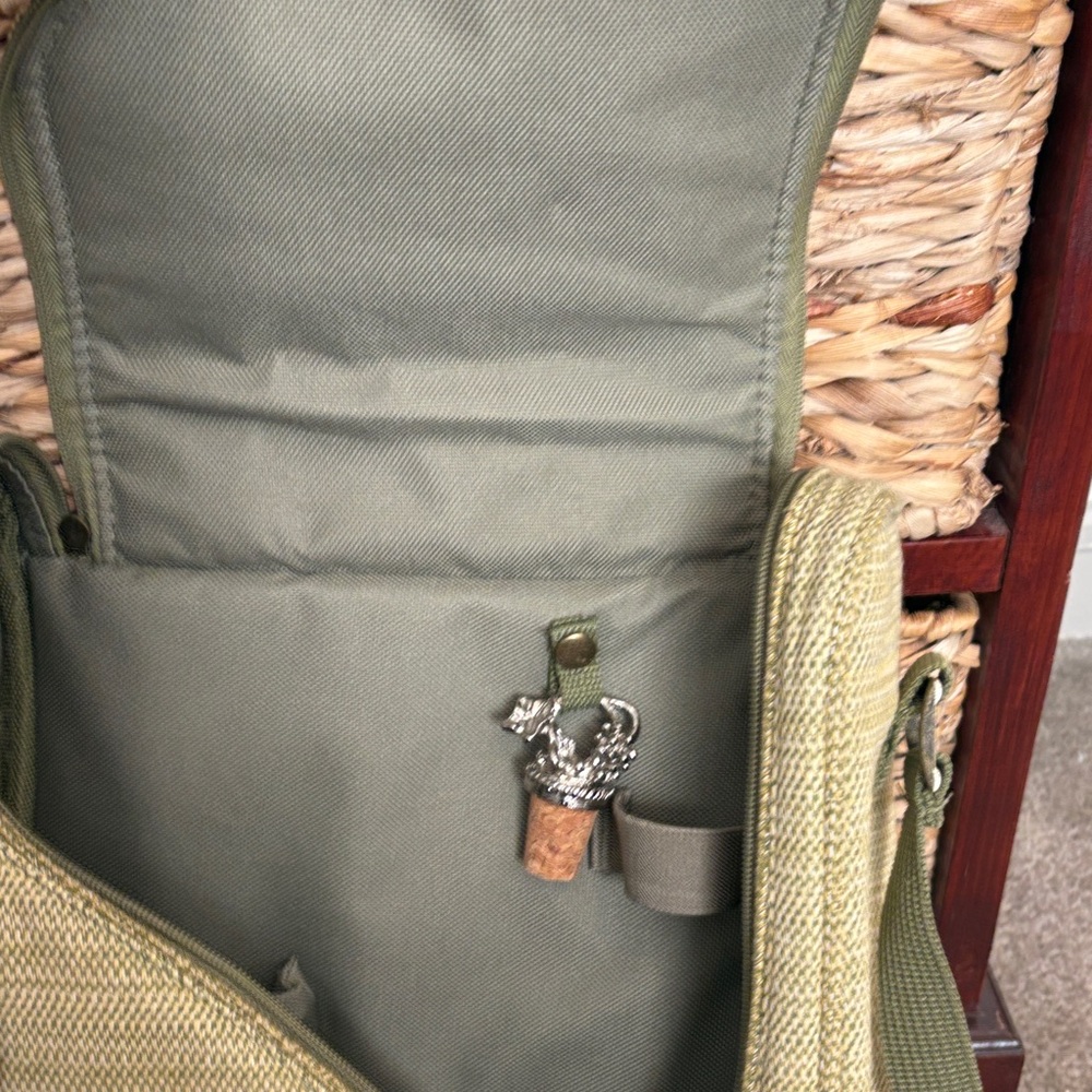Ascot Picnic Olive Green Brand New 5 piece Picnic Bag - Picture 4 of 8